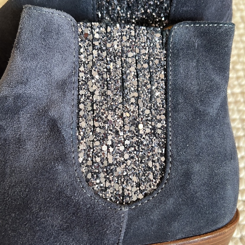 INSTYLE 8/10 French shoe brand. Bobbies of Paris Chelsea Boots. True Paris EUC - Picture 5 of 9